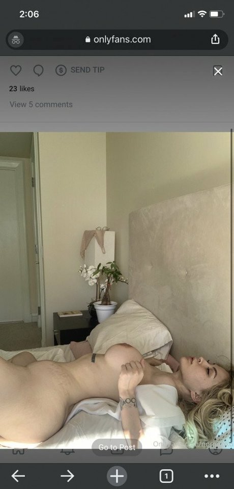 Nomi Sun erotic pornstar pics