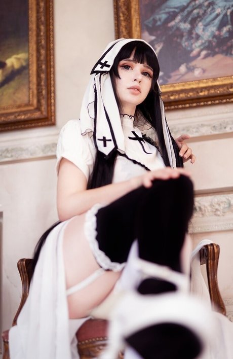 SuiSaiUwU nude star pics