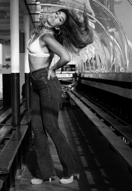 katkay porn model pics