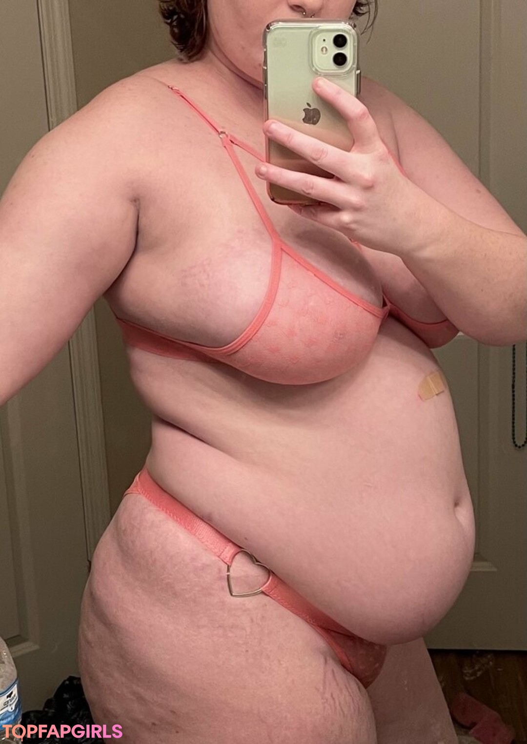 ffabellylover nudes model img