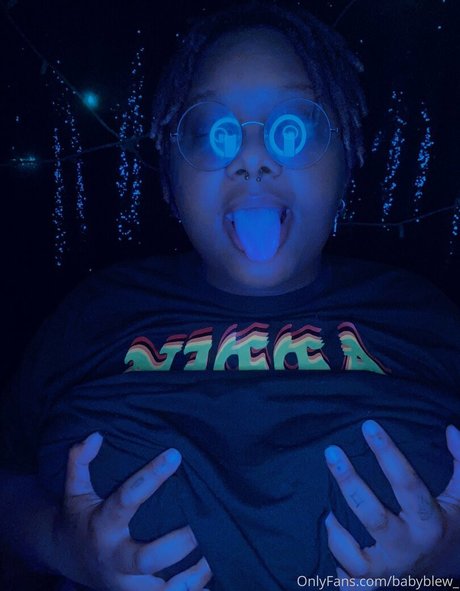 marsxbluefree high quality pornstar img