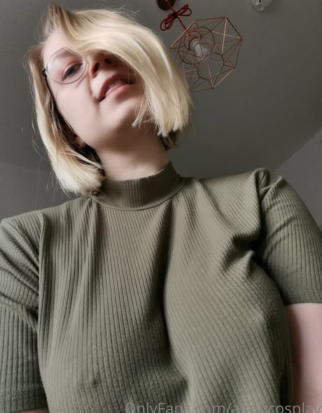 AimuCosplay sexy actress picture