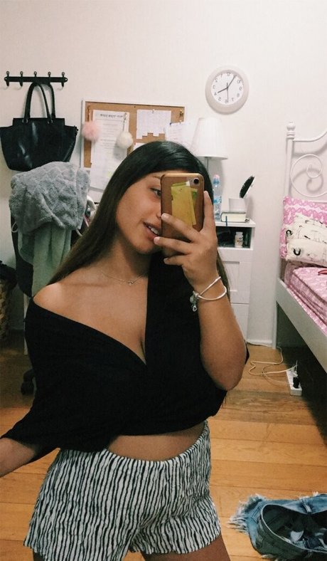 teen natural tits onlyfans naked photos