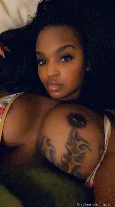 open legs onlyfans sexy nude images