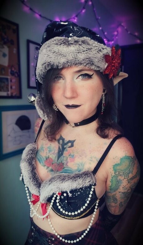 gh05t girl exclusive star picture