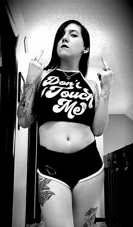 gh05t girl model exclusive pic