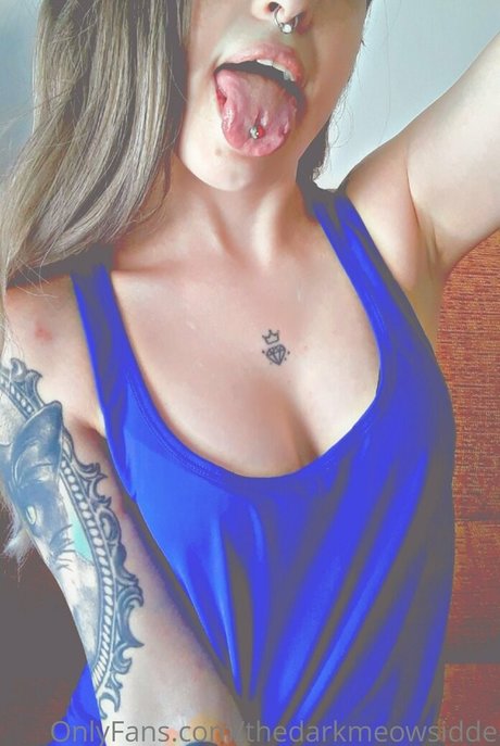 thedarkmeowsidde pretty pornstar pic