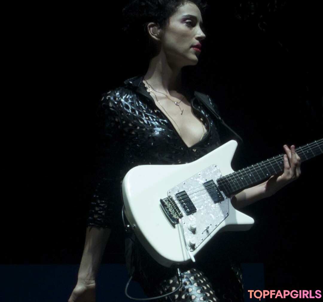 Annie Clark best actress picture