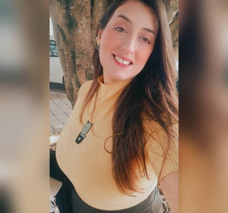 Michelly Rebechi best model img