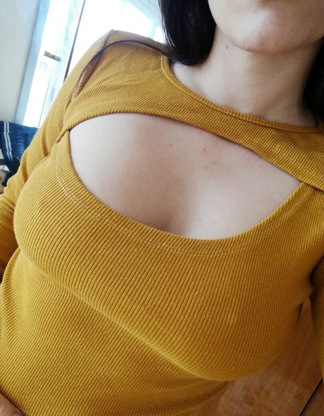 DatMommy star nudes photo