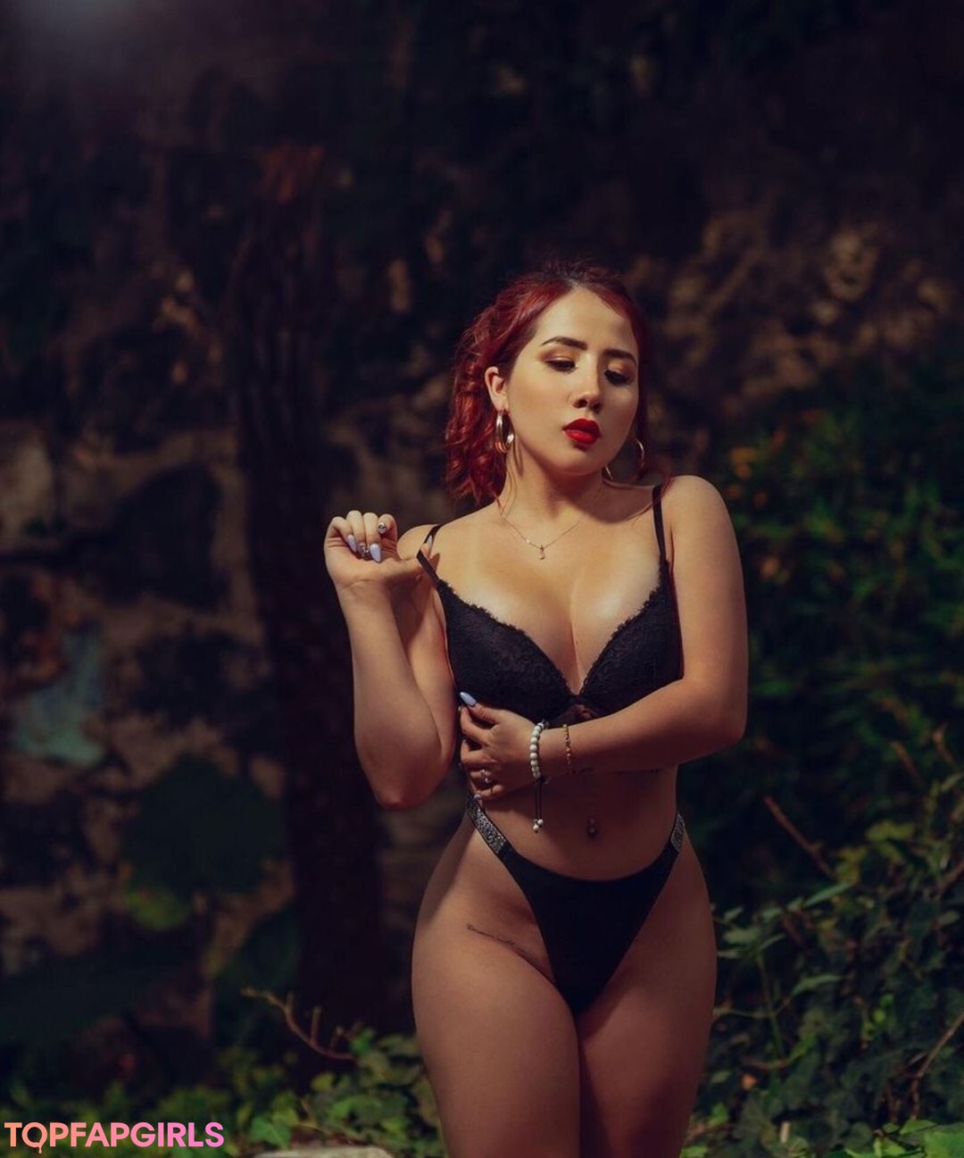 Jess Rangels star top galleries