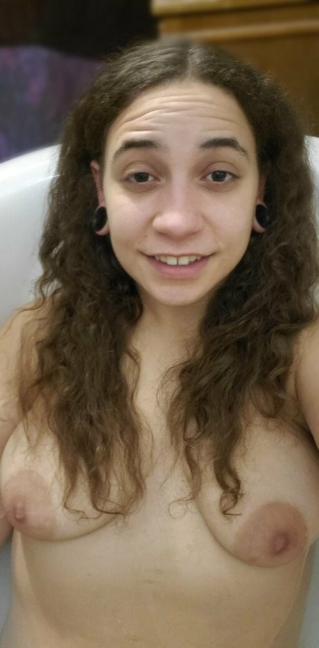 hatchbackhoe top actress photo