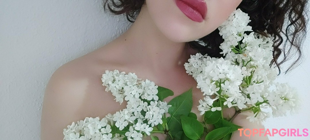 lovelyirene free model pornographic pics