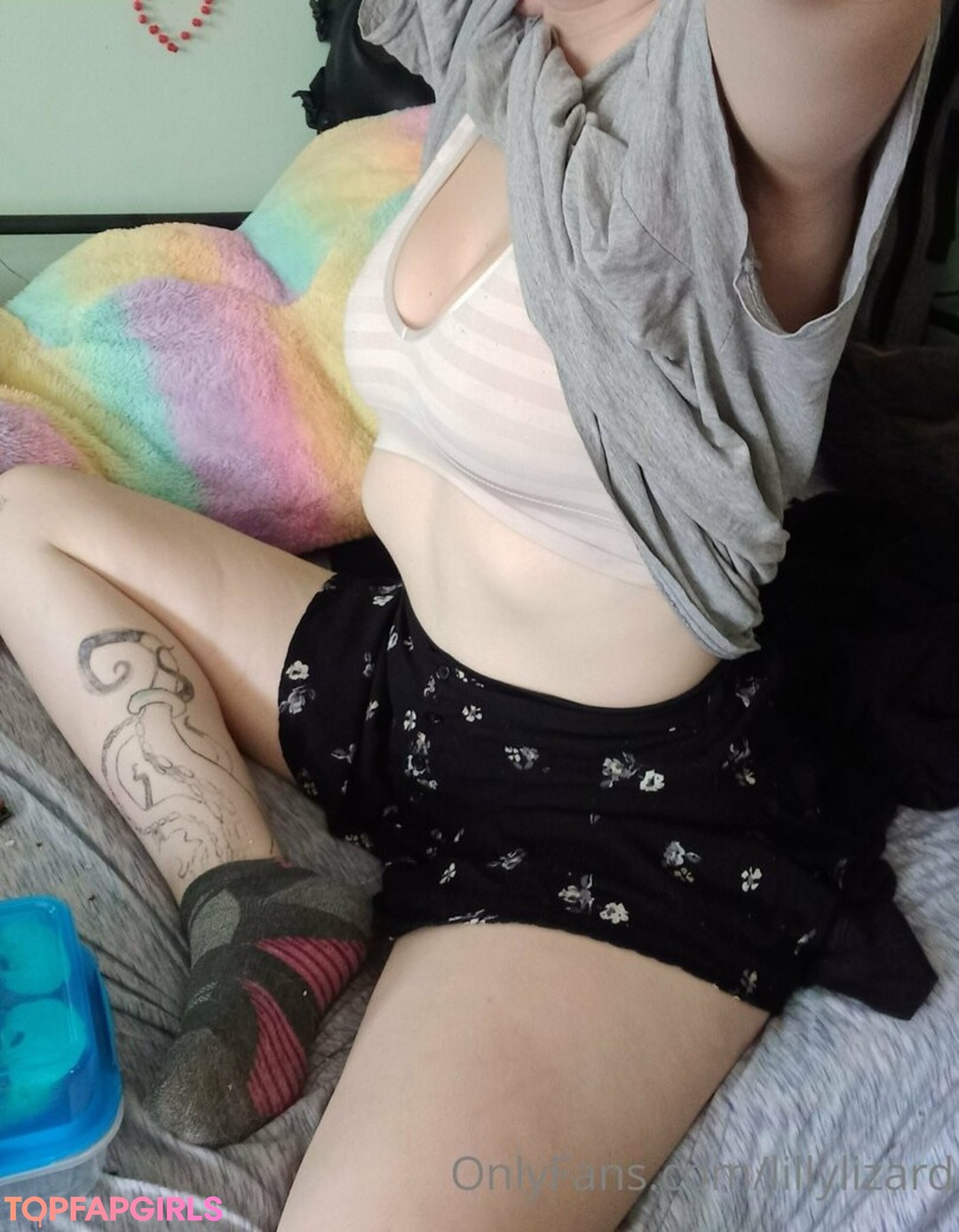 lillylizard model adult pics