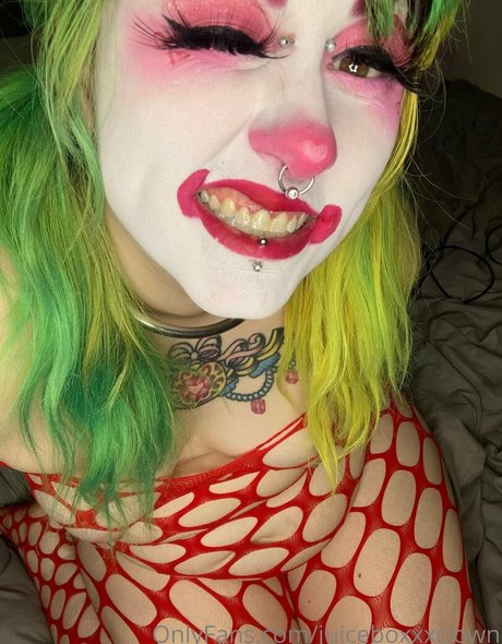 juiceboxxxclown hot pornstar pictures
