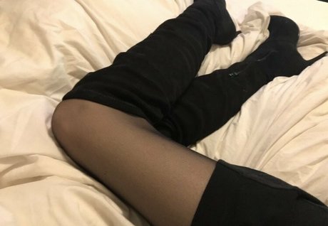 chrissycantwalk best actress picture