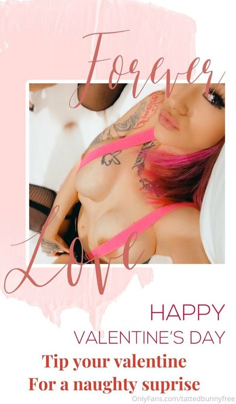 tattedbunnyfree model top picture