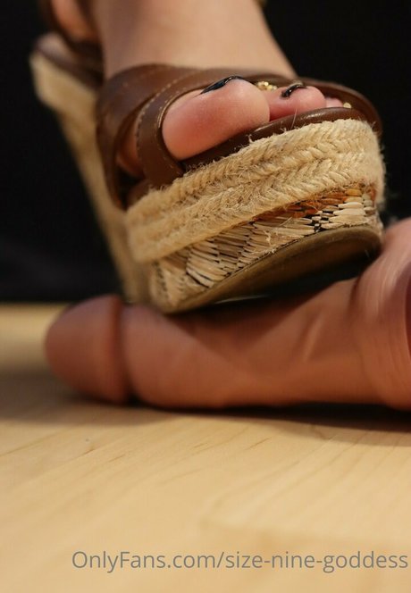 size nine goddess model best pictures