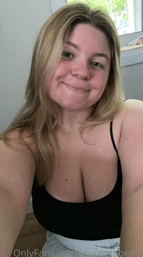 laurenroberts sexy star photos