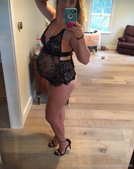 stepdaughter onlyfans exclusive images