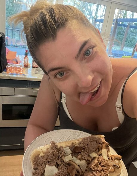 blonde secretary onlyfans art naked picture