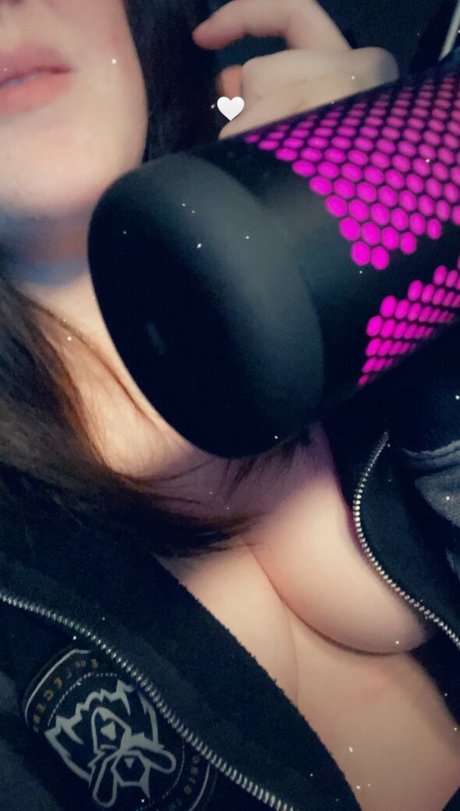 Vtuber Itsue model erotic pic