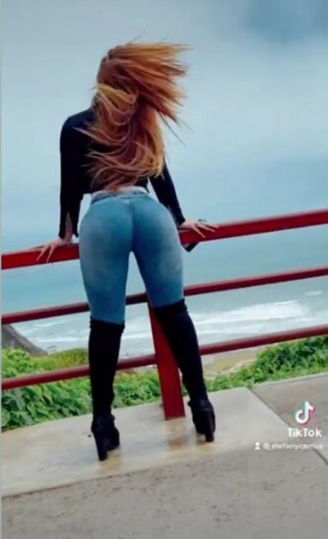 Stefany Camus star sex images