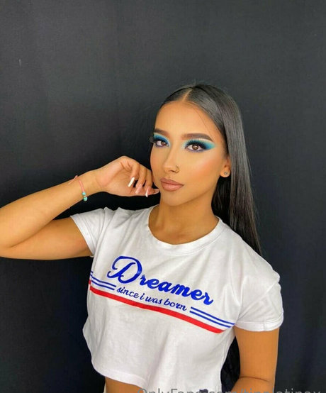 valatinax top star galleries