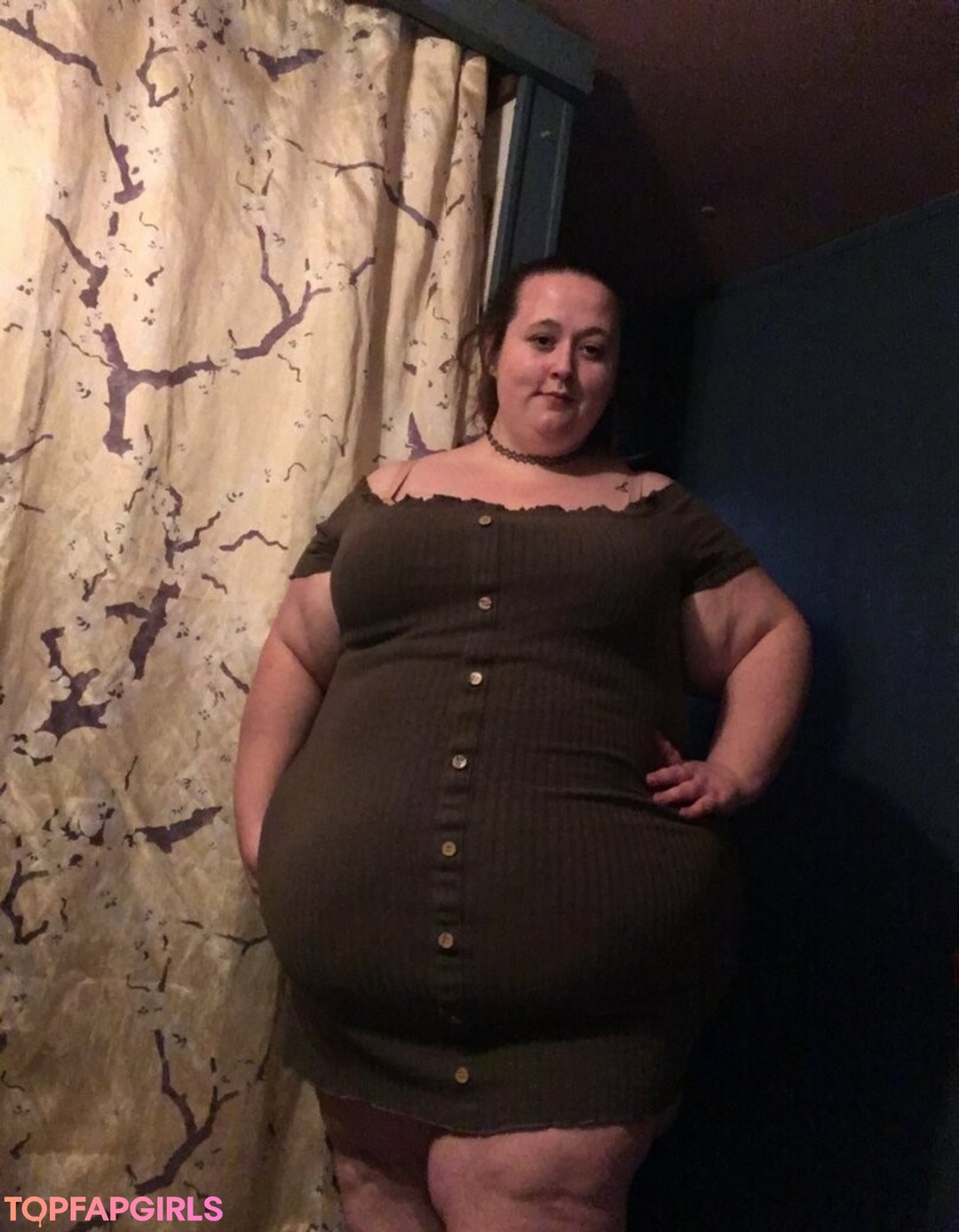 leahloolabelle nude actress image