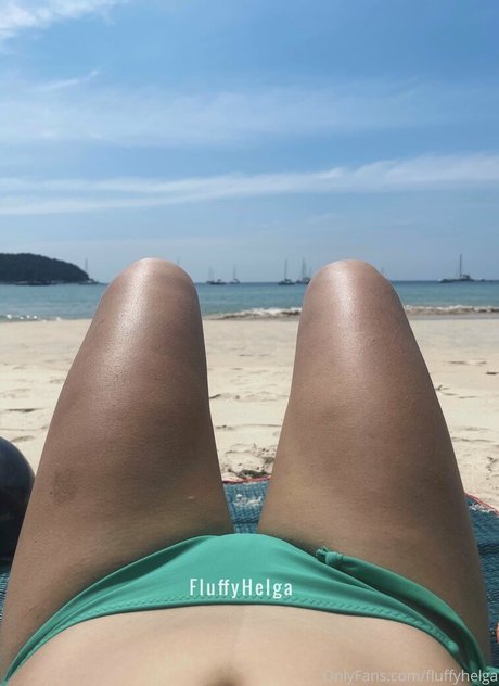 curvy lesbian onlyfans sexy photo