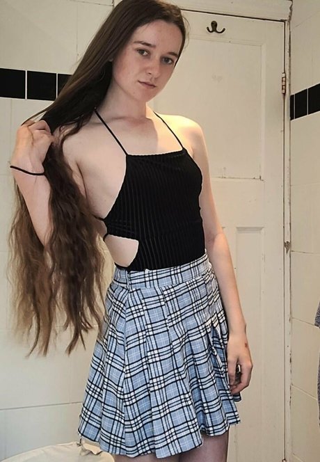 ff1nnl3y nude star galleries