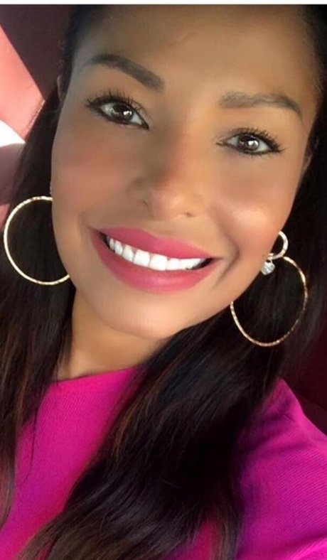 teen natural tits onlyfans erotic photo