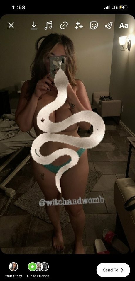 Vanessa Ray free pornstar images