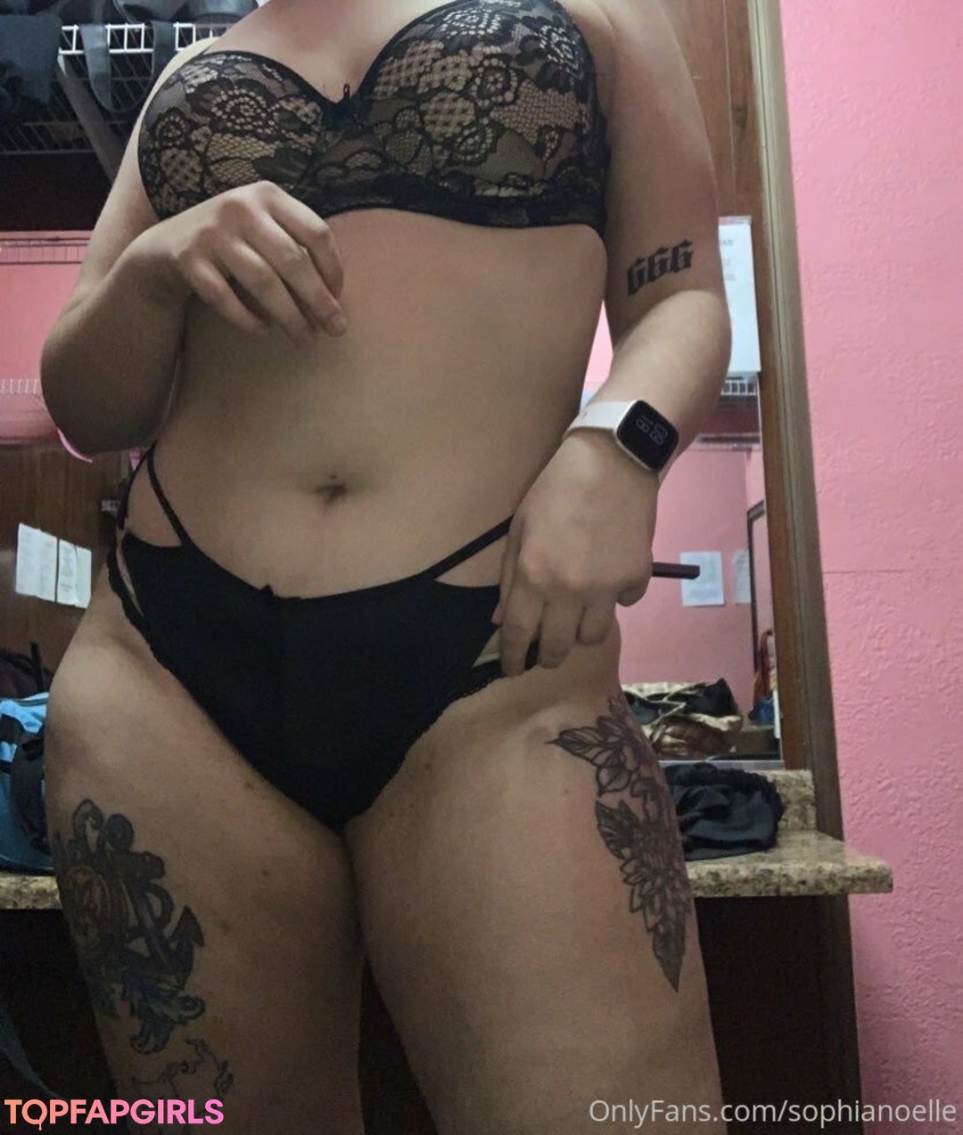 basilbabyy sexy model gallery