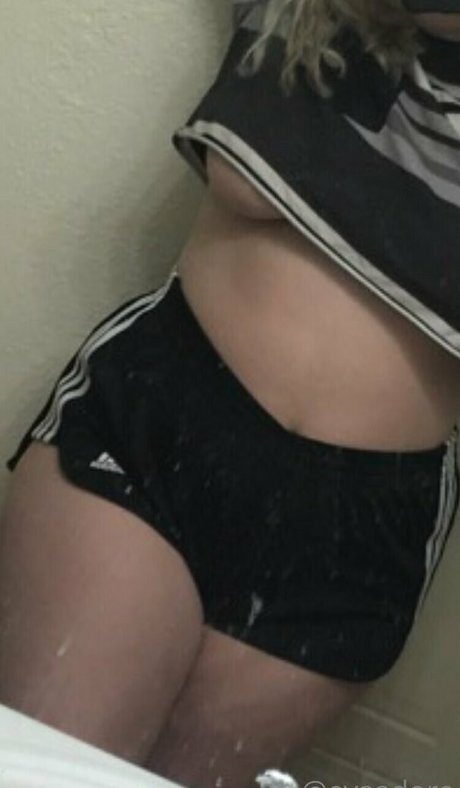 divine hedonist free sexy actress image