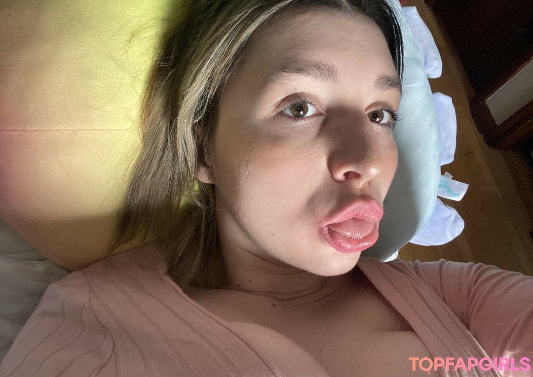 baddiealexaaa star sexy images