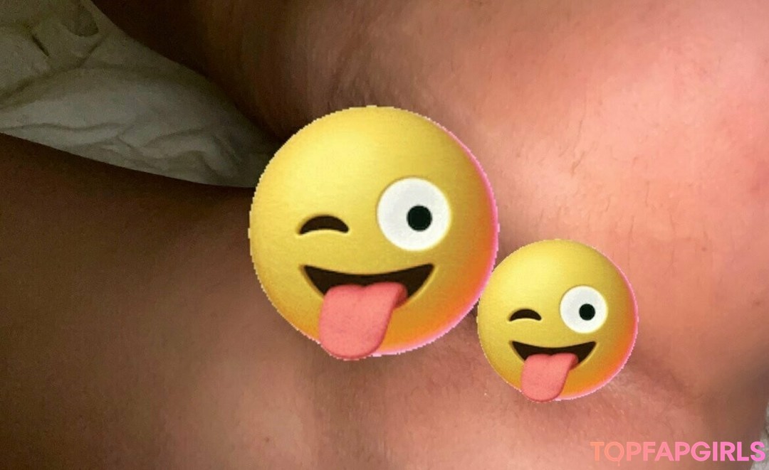 chloetatts1 nudes actress pictures