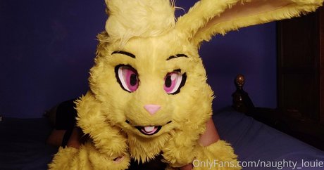 naughty louie nude actress images