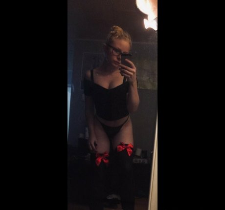 satansxxspawn erotic star photos