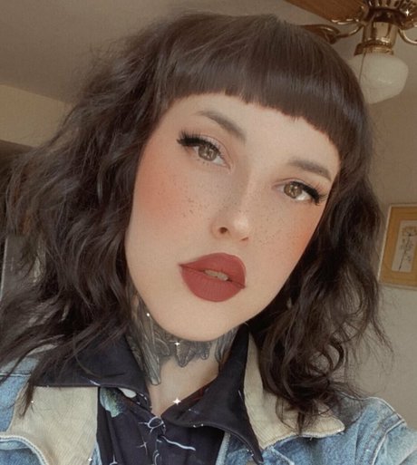 fionafawn naked model galleries