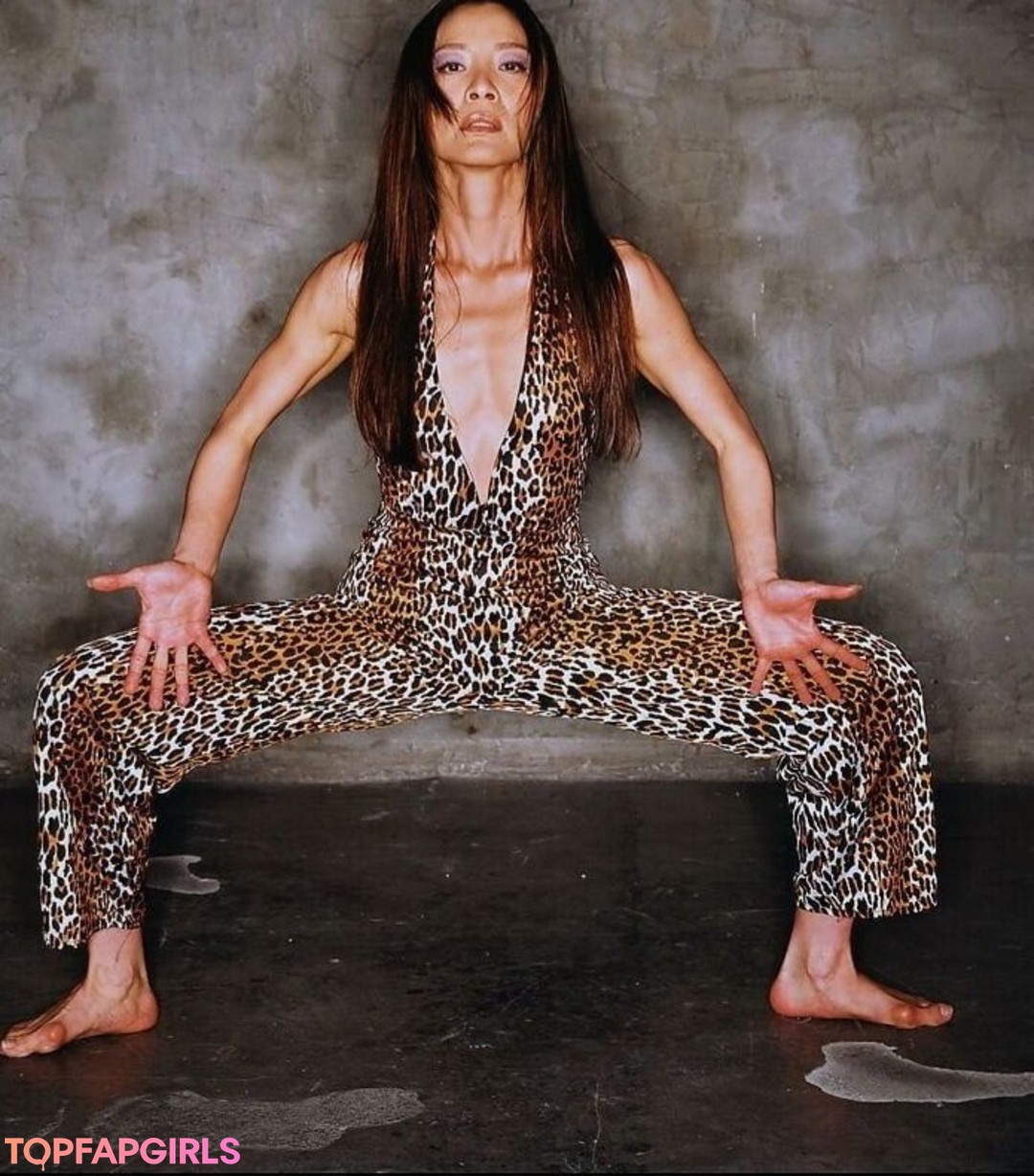 Michelle Yeoh art actress pic