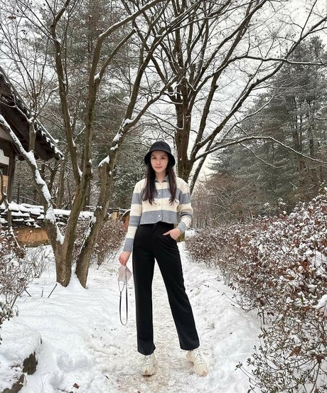 Vanessa Only4567 pretty model gallery