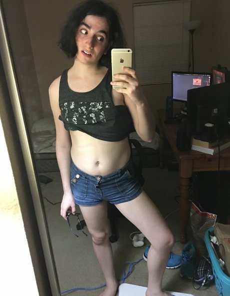 Orcastraw star pornographic images