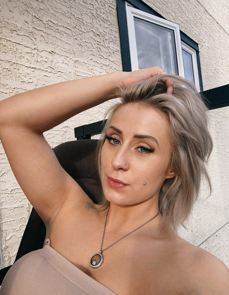 thejuicytrap xxx model photo