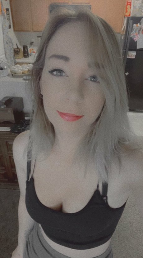 ameliaxy top profile image