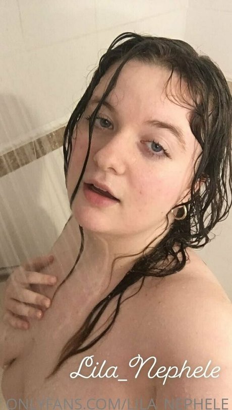 lila nephele best star pics