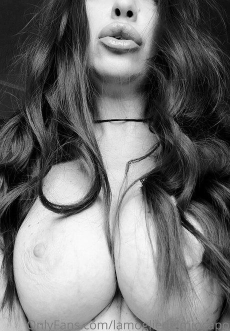 lamogliedelmiocapo nude pornstar picture