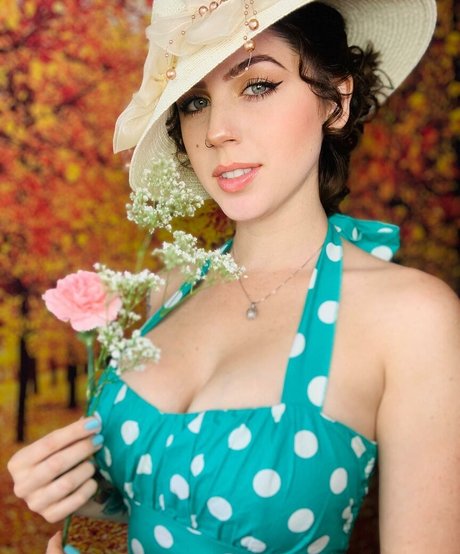 Punkqueenxoxo naked pornstar img