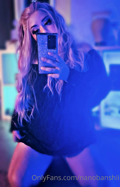 nanobanshii sexy star images
