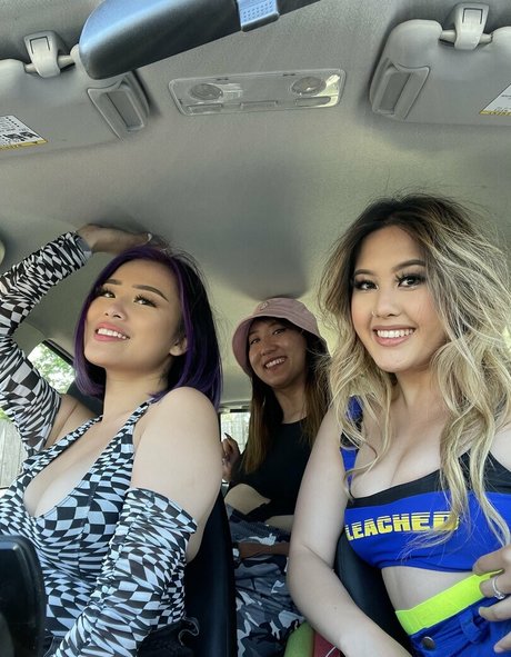 busty teen onlyfans naked pic